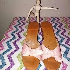 Vintage Island Carved Heels